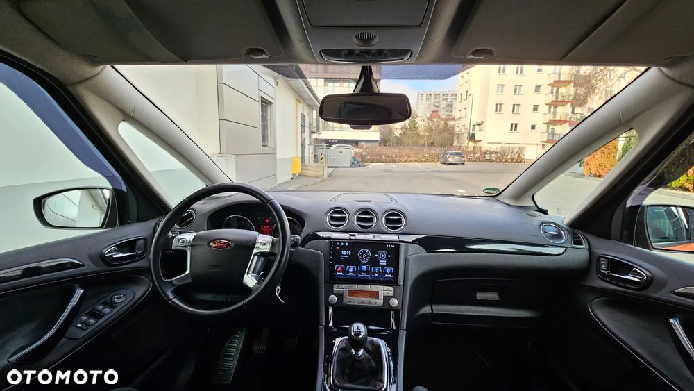 Ford S-Max 2.5 Titanium - 9