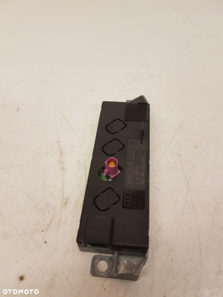 WZMACNIACZ ANTENY AUDI A5 LIFT 8T0035225C - 2