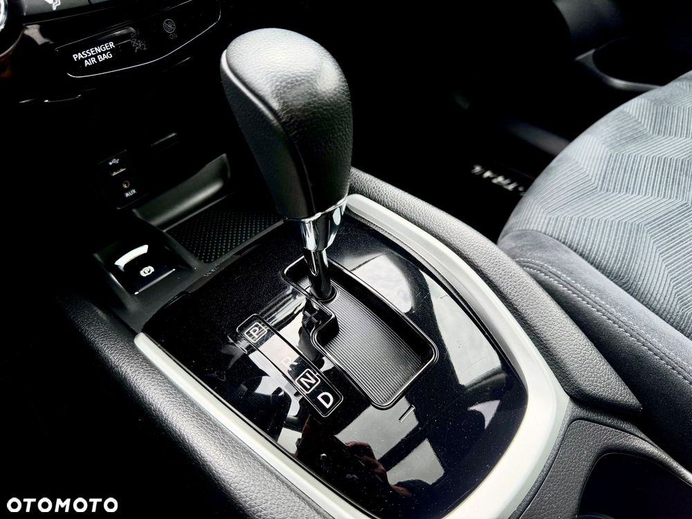 Nissan X-Trail - 35