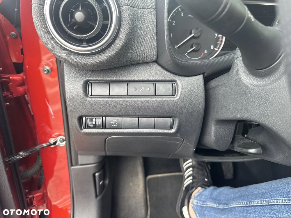 Nissan Juke 1.0 DIG-T Acenta DCT - 23