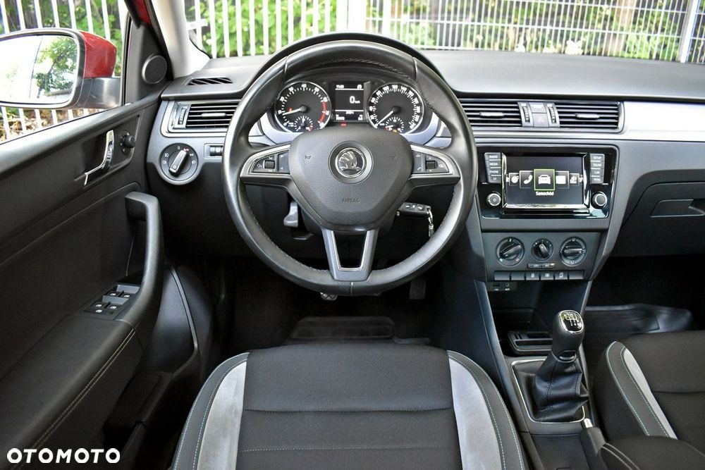 Skoda RAPID 1.2 TSI Joy - 13