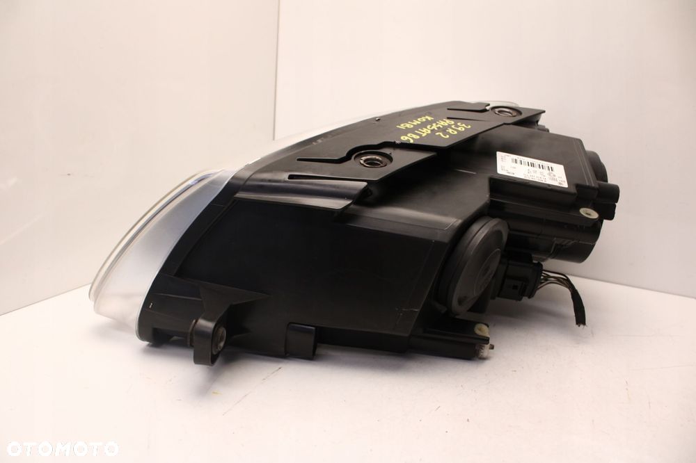 VW PASSAT B6 05R- LAMPA PRAWY PRZÓD PRAWA PRZEDNIA - 6