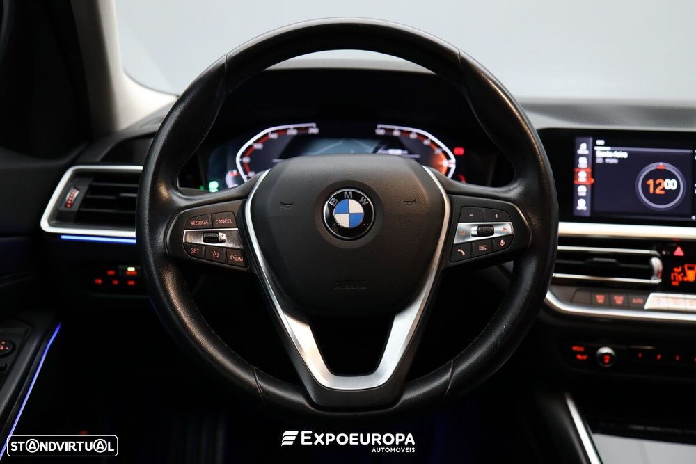 BMW 318 d Line Sport Auto - 11