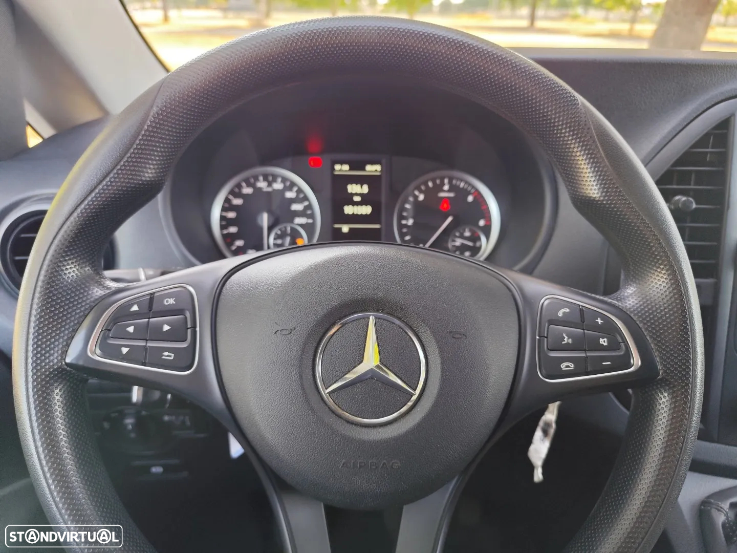 Mercedes-Benz Vito 111 CDi Longa - 44