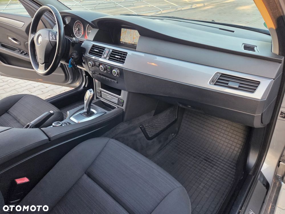 BMW Seria 5 520d Edition Lifestyle - 26