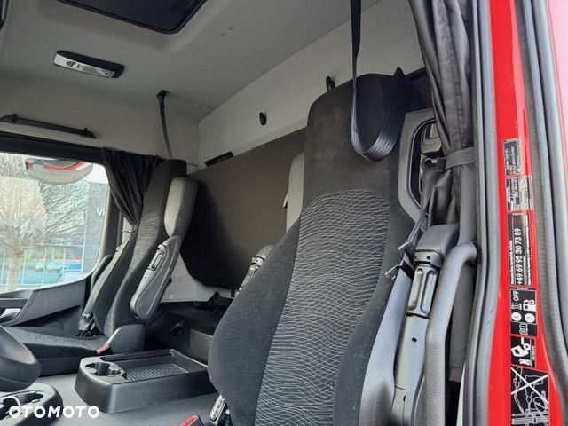 Mercedes-Benz 2540 - 32