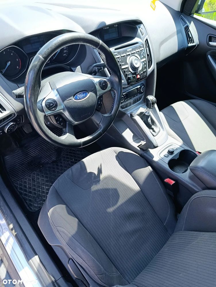 Ford Focus 1.6 TDCi DPF Start-Stopp-System Titanium - 8
