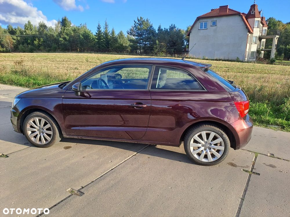 Audi A1 1.2 TFSI Attraction - 8