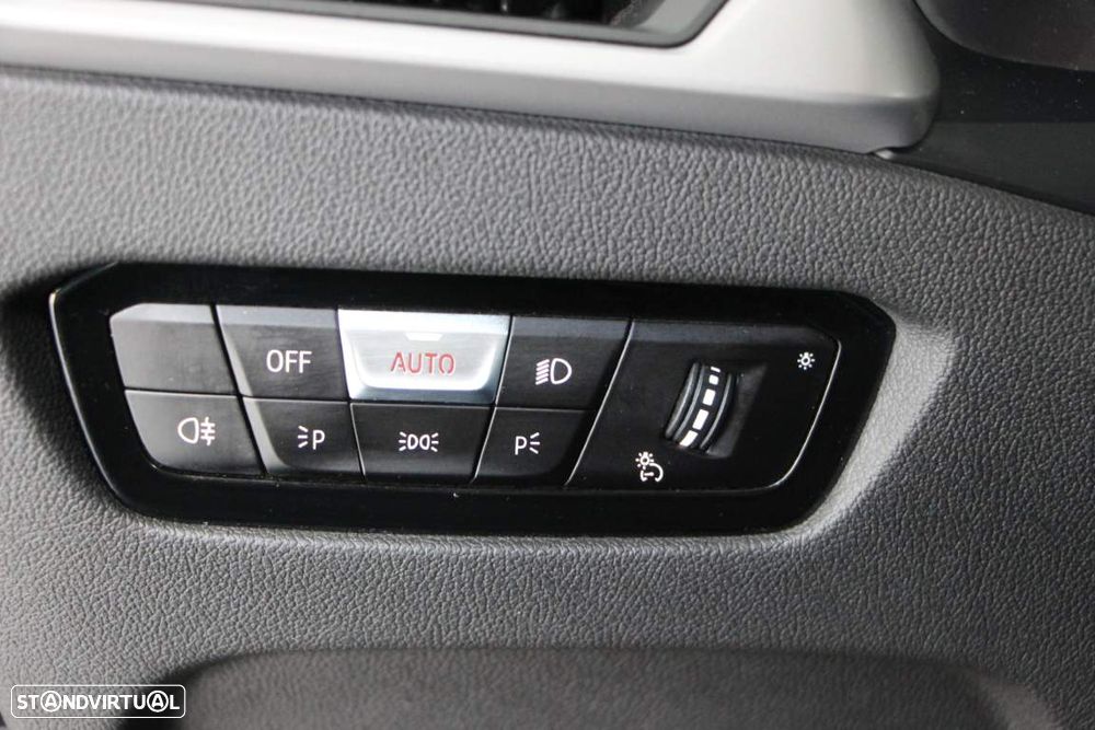 BMW 320 d Auto - 21