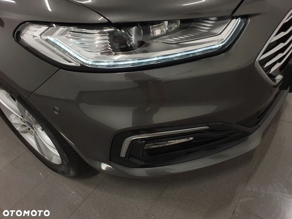 Ford Mondeo 2.0 TDCi Titanium PowerShift - 26