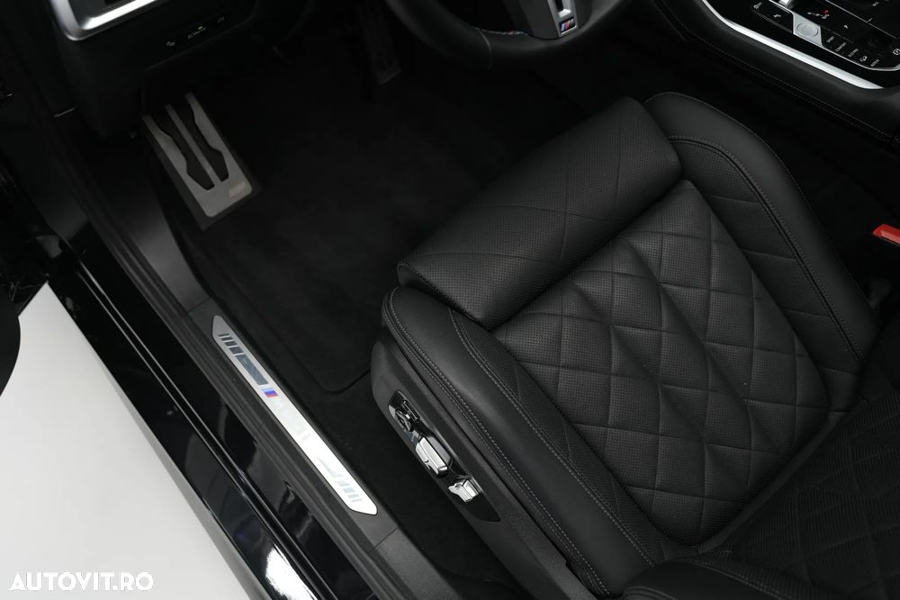 BMW X6 M M60i xDrive - 16