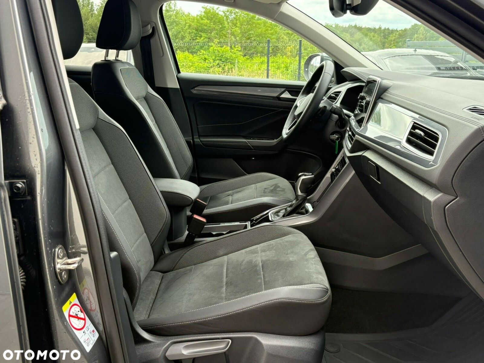 Volkswagen T-Roc 1.5 TSI Style DSG - 13