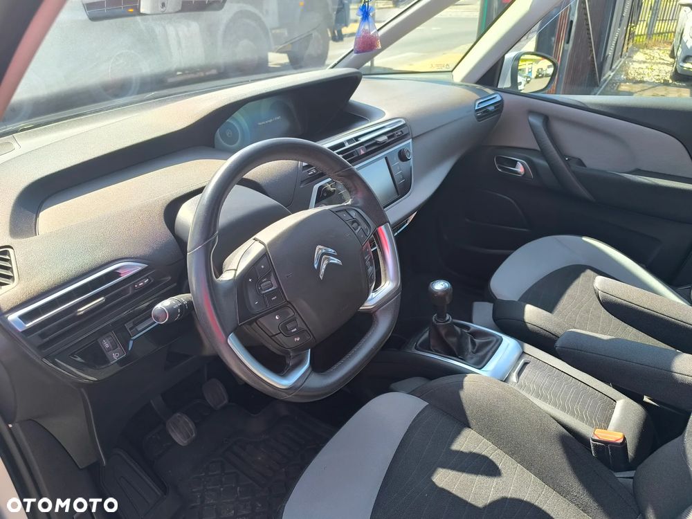 Citroën C4 Picasso e-HDi 115 Intensive - 8