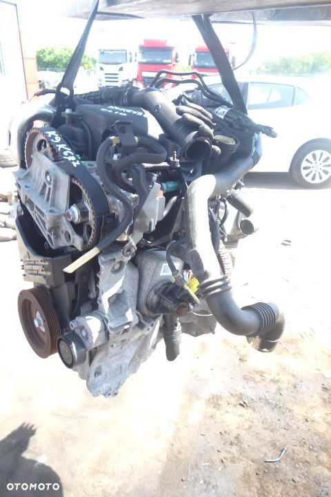 SŁUPEK SILNIKA RENAULT K9K677 1.5 DCI - 4