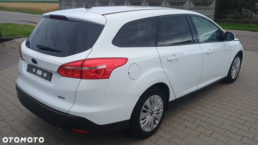 Ford Focus 1.5 EcoBoost SYNC Edition ASS PowerShift - 5