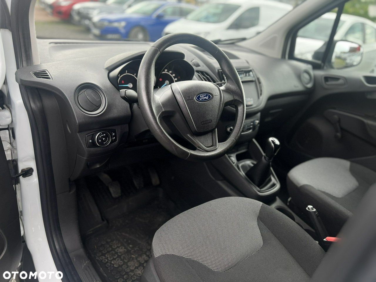 Ford Transit Courier 1.5 TDCi Ambiente - 16
