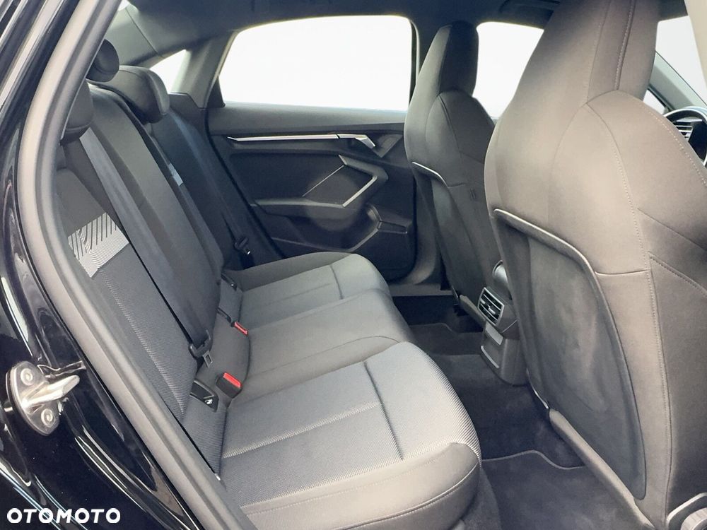 Audi A3 Limousine - 13