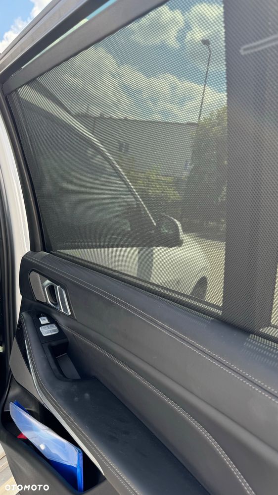 BMW X7 - 23