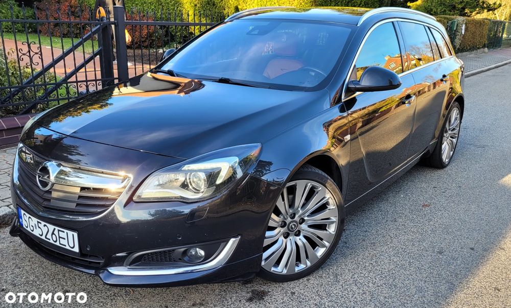 Opel Insignia Sports Tourer 2.0 Diesel Exclusive - 1