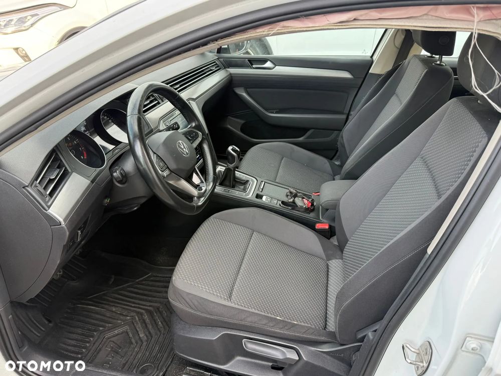 Volkswagen Passat 1.5 TSI EVO Business - 13