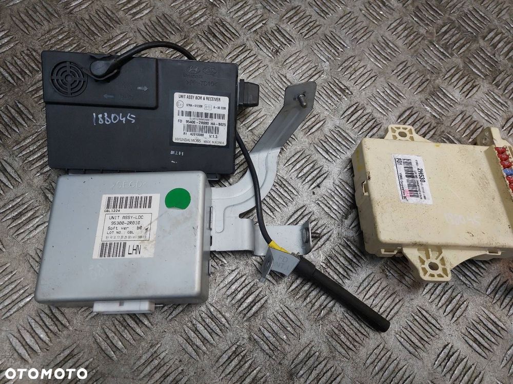 ZESTAW STARTOWY HYUNDAI I30 I LIFT 1.6 CRDI 39114-2A413 0281018134 - 3