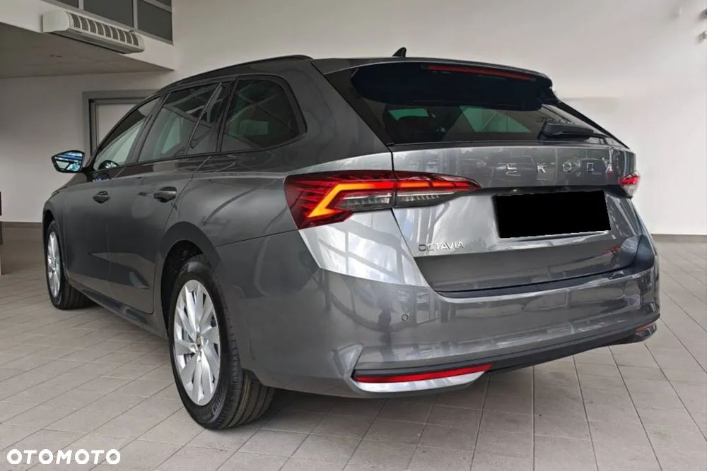 Skoda Octavia 2.0 TDI Drive Essence DSG - 8