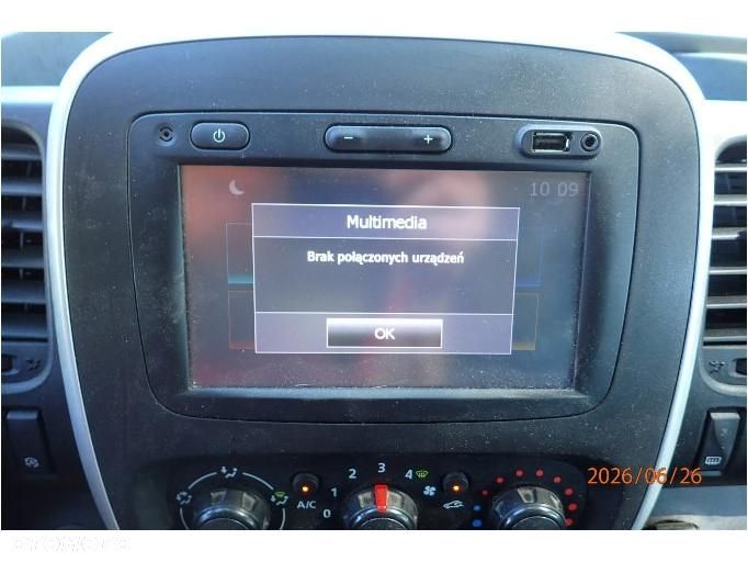 Renault Trafic - 25