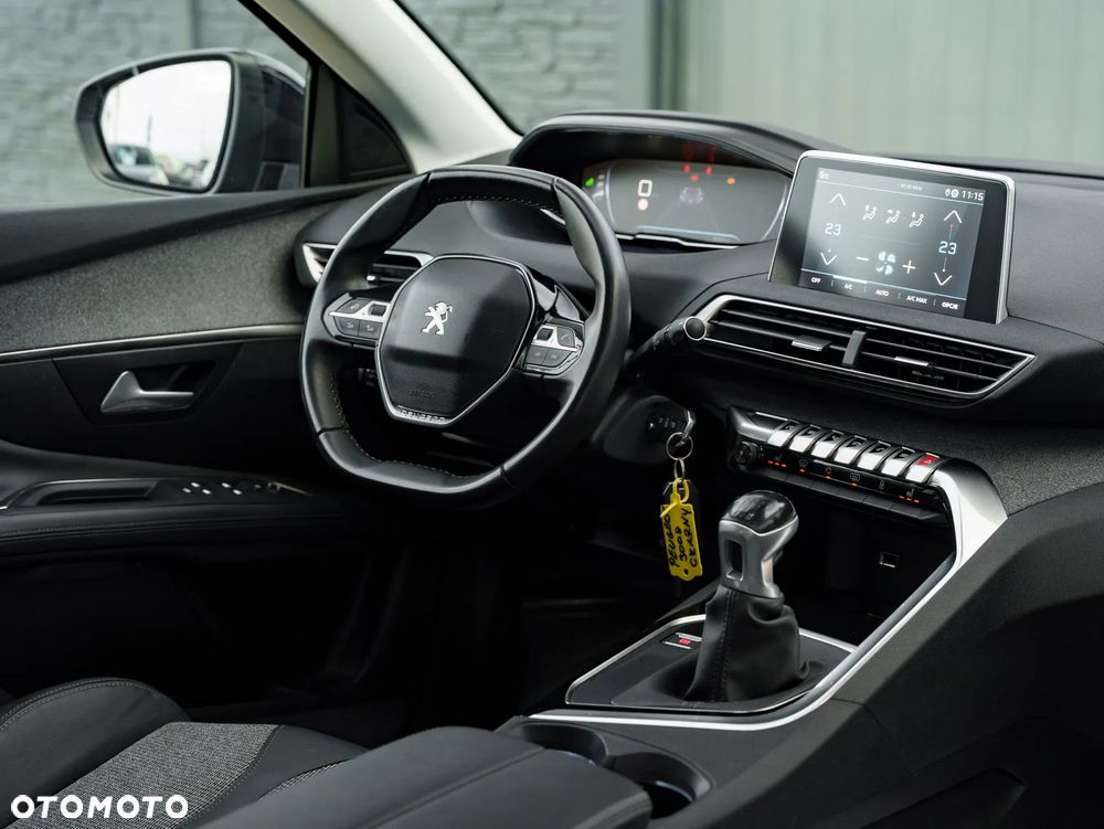 Peugeot 3008 1.5 BlueHDi Allure S&S - 20