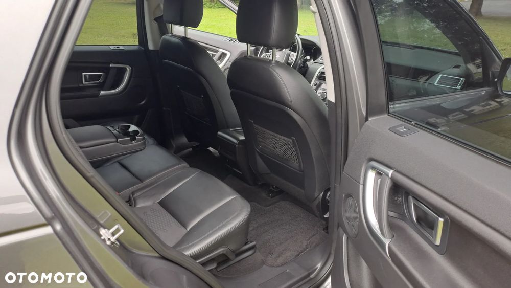 Land Rover Discovery Sport TD4 HSE - 12