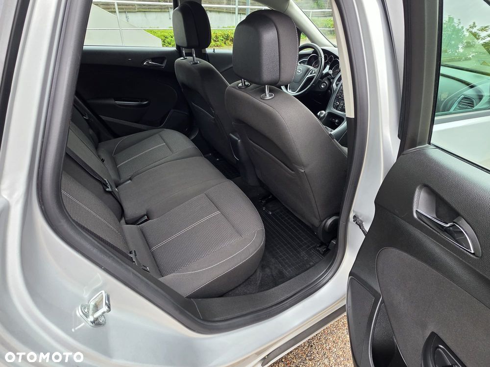 Opel Astra - 19