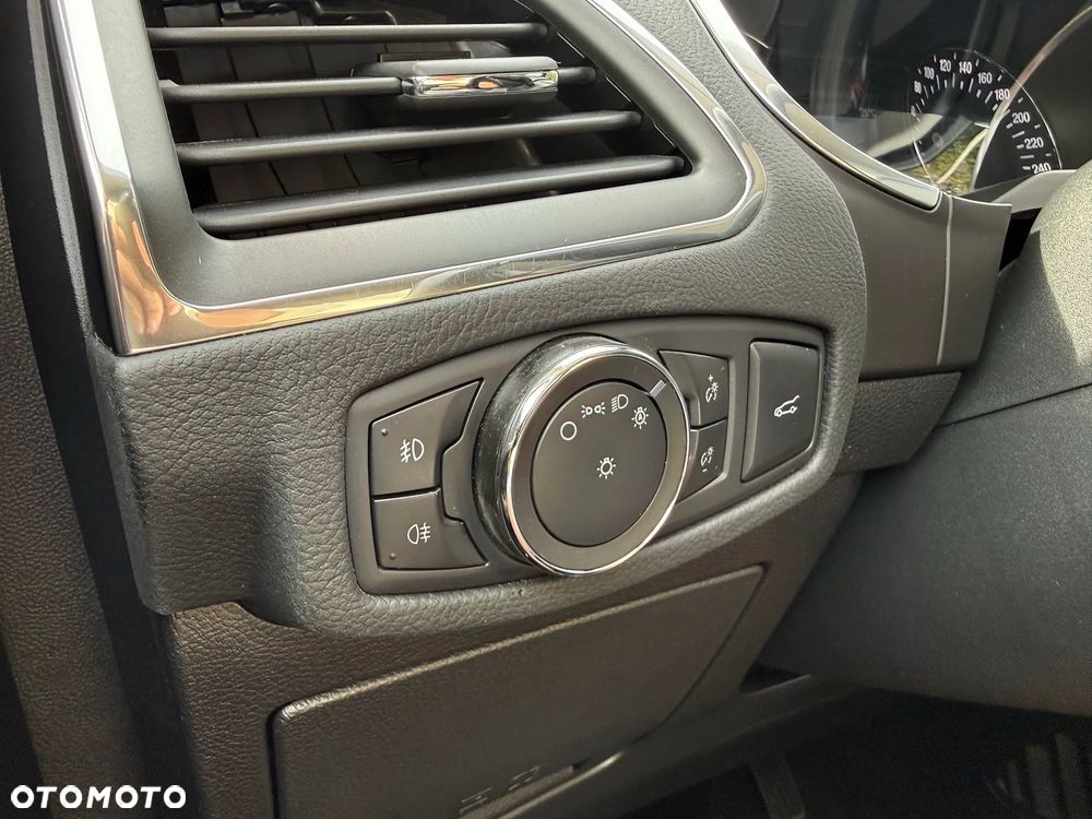 Ford Galaxy 2.0 EcoBlue S&S TITANIUM - 32