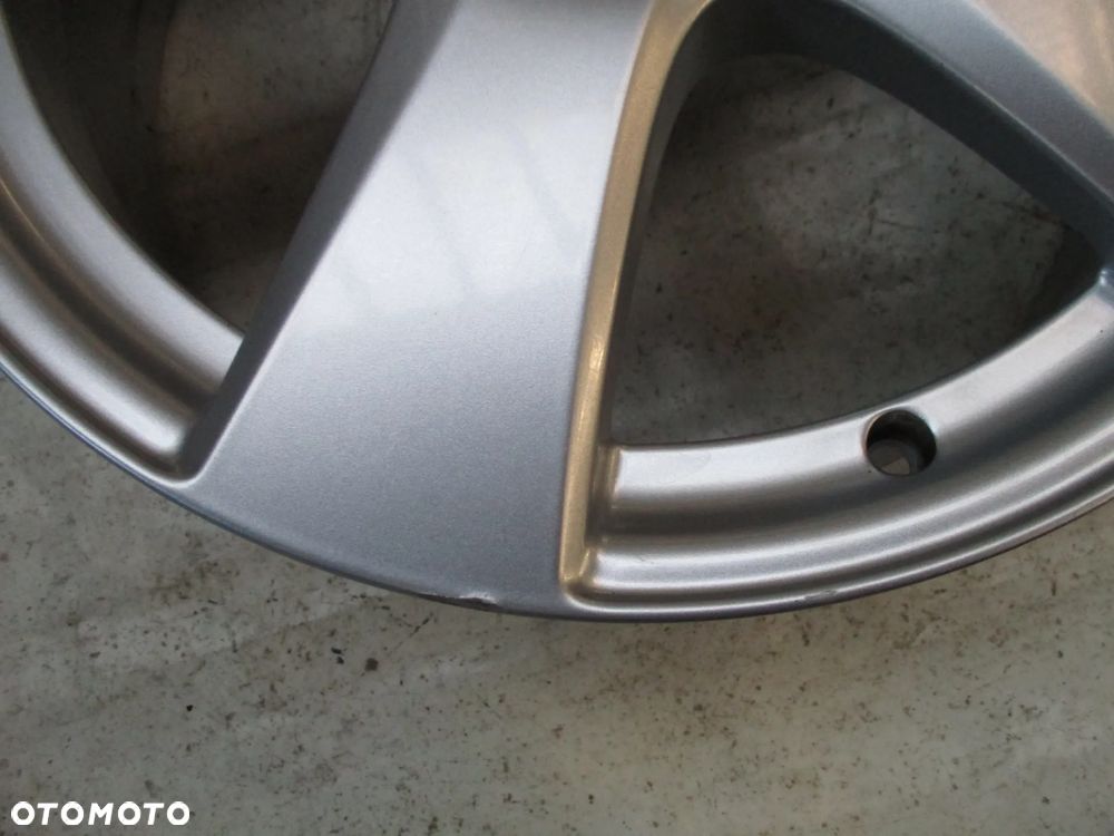 FELGI ALUMINIOWE 17 MERCEDES C KLASA W205 KLASSE VITO ET48,5 - 14