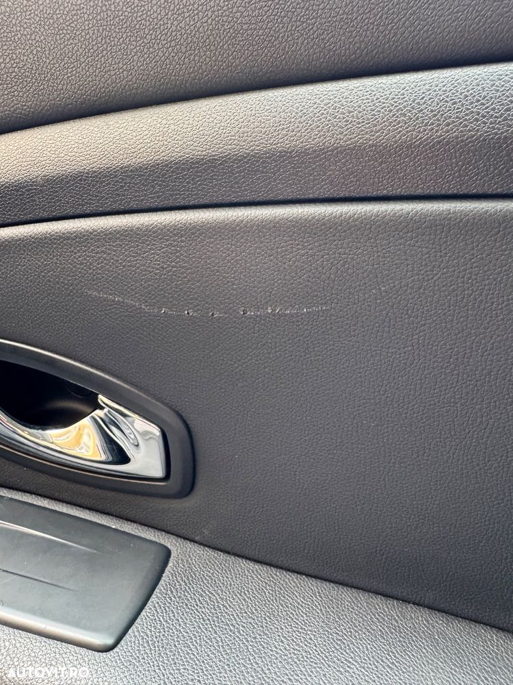 Renault Megane ENERGY dCi 110 Start & Stop Bose Edition - 6