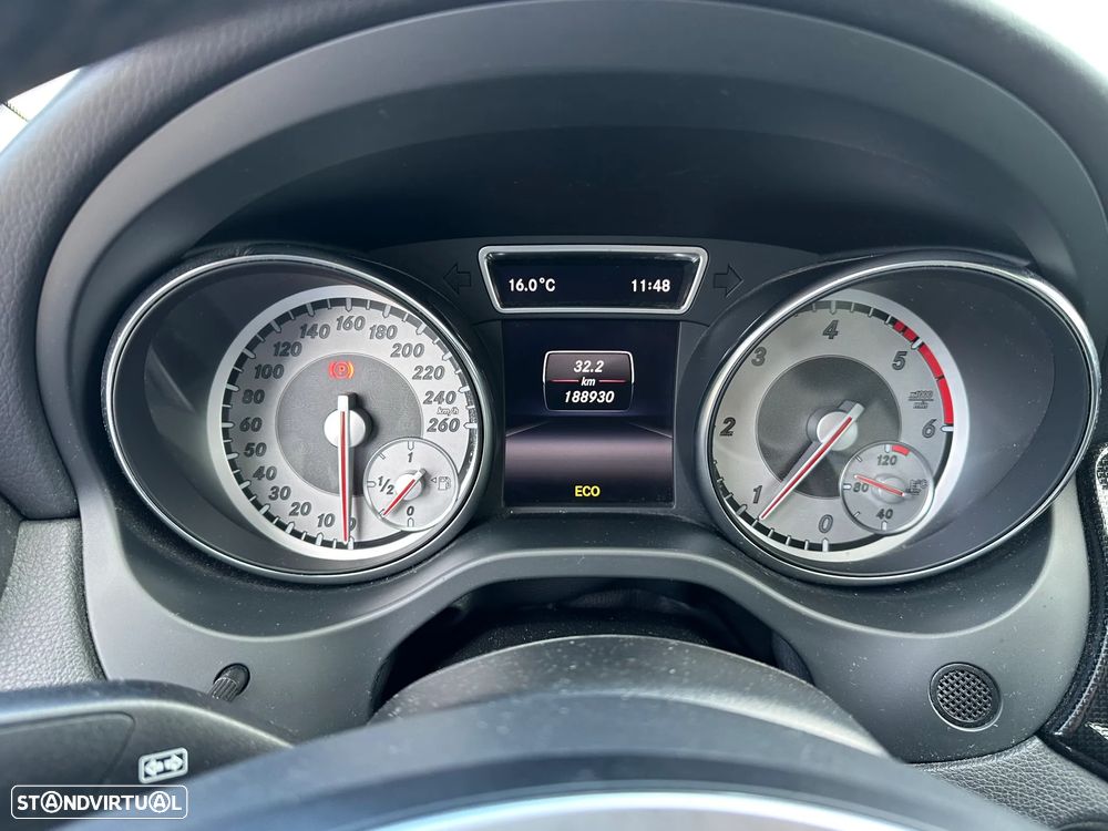 Mercedes-Benz CLA 180 - 25