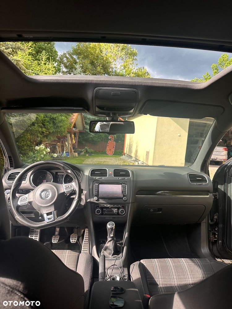 Volkswagen Golf - 20