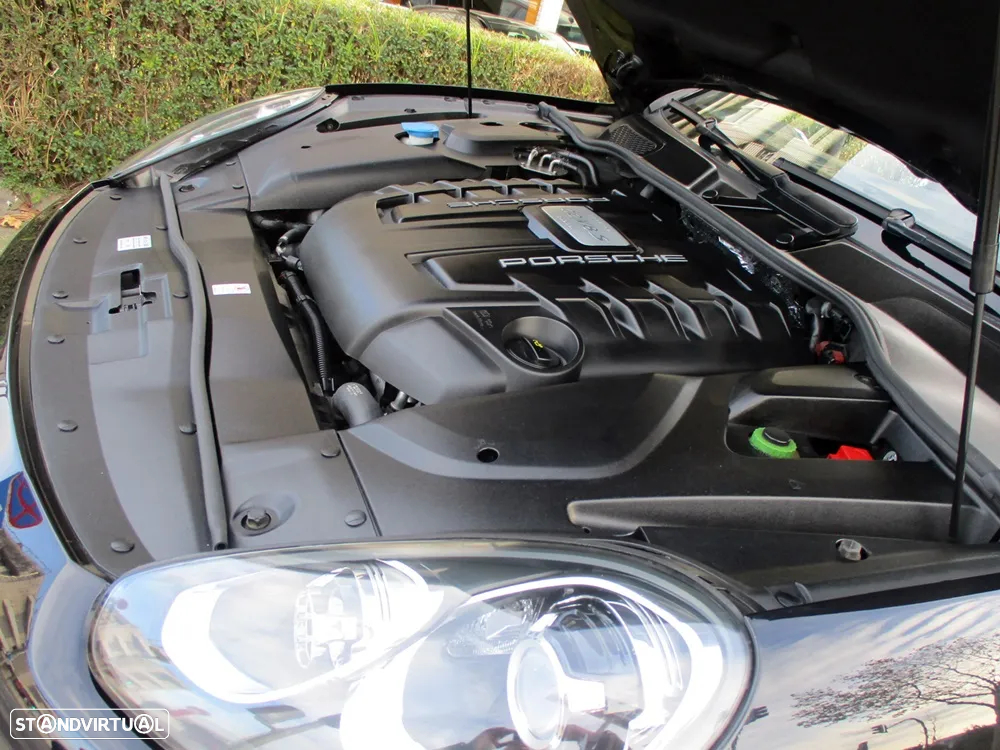Porsche Cayenne S - 48