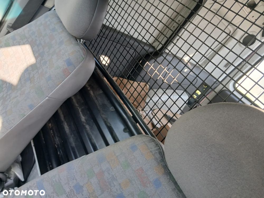 OPEL COMBO C Y474 fotel fotele kanapa deska kokpit podsufitka boczek boczki klamka podłokietnik - 8