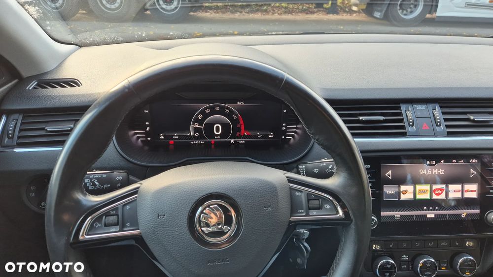 Skoda Octavia 2018 photo 5