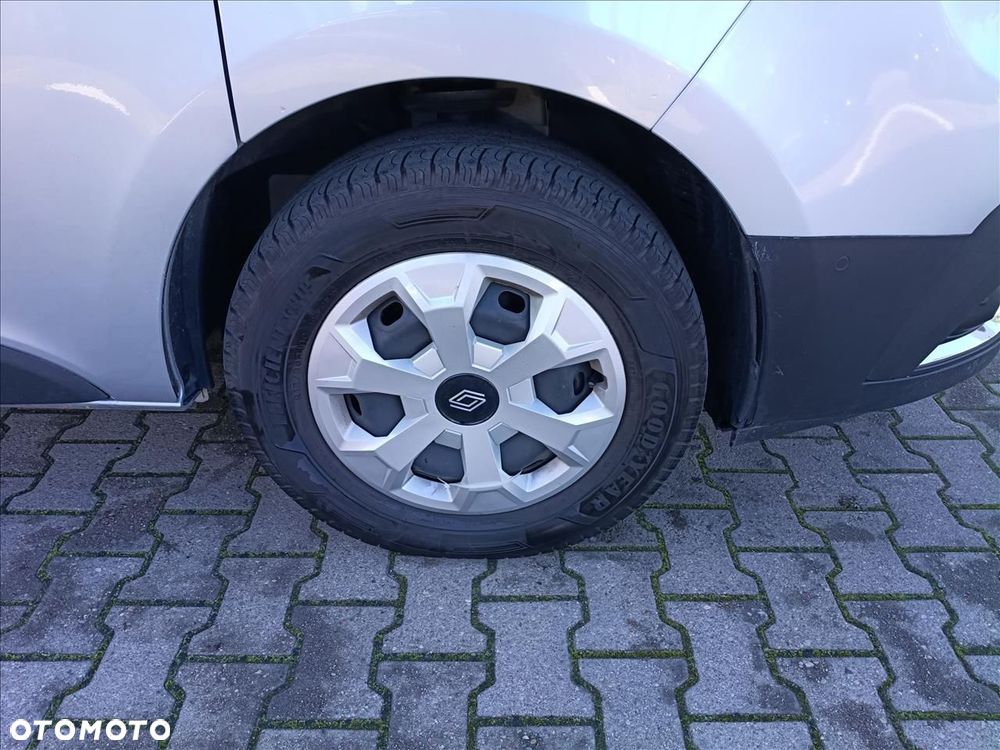 Renault trafic - 19