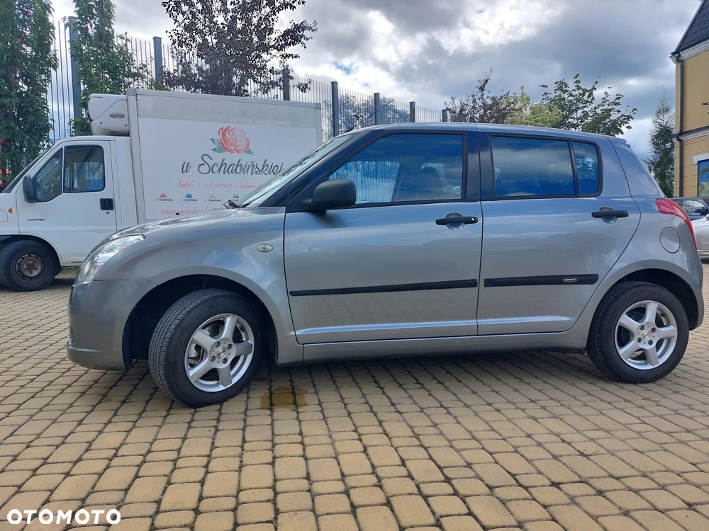 Suzuki Swift - 11