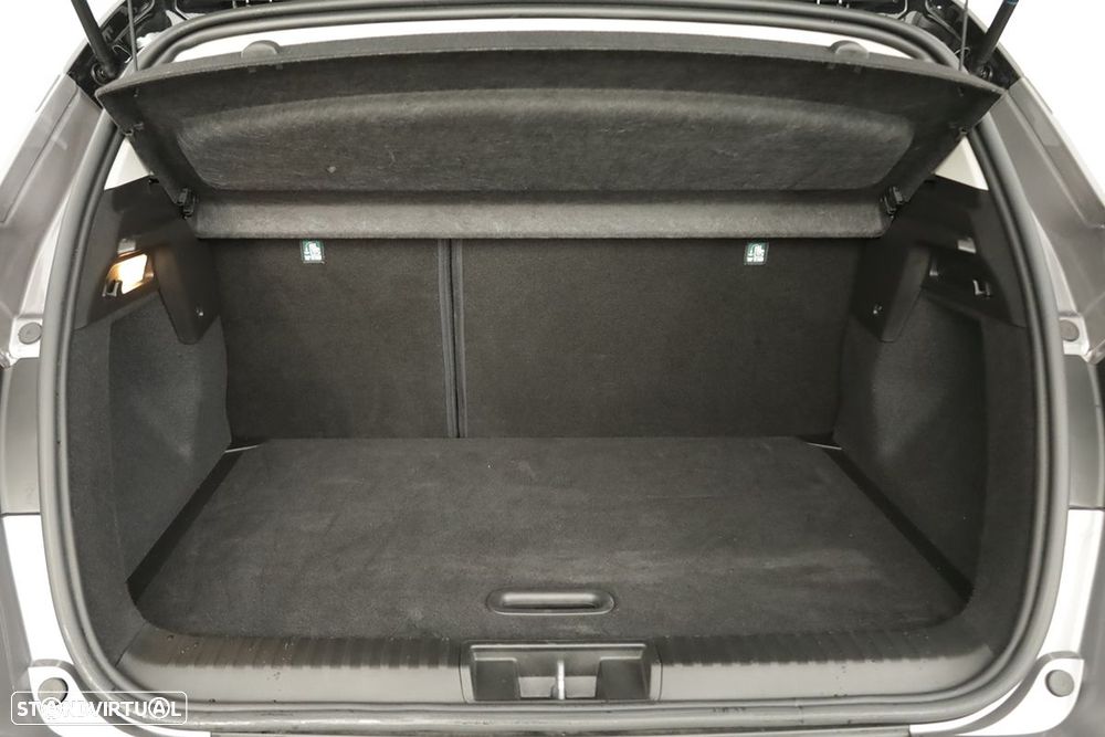 Renault Captur 1.0 TCe Techno Bi-Fuel - 26