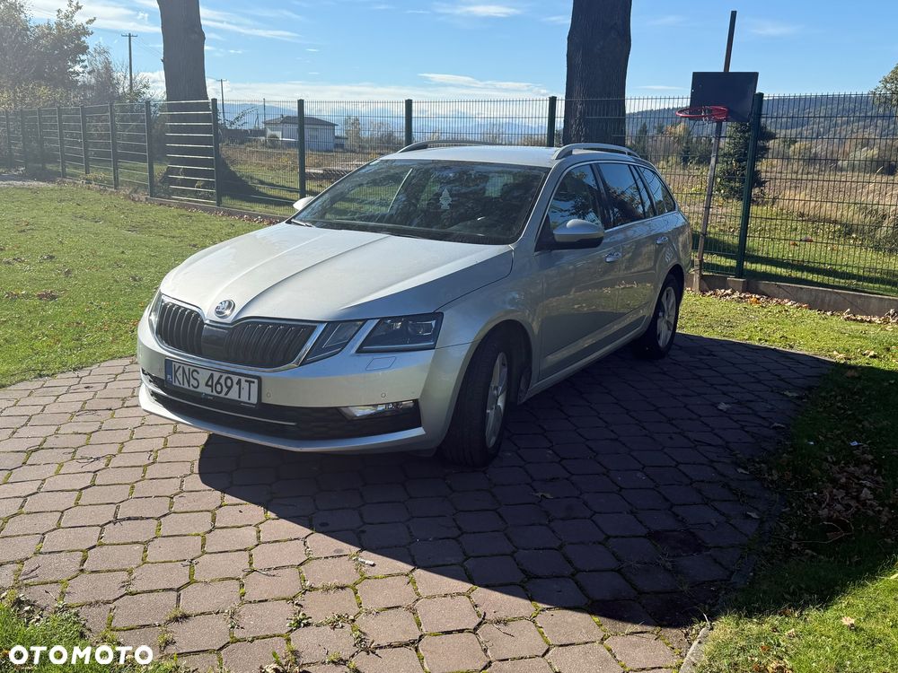 Skoda Octavia 2.0 TDI 4x4 Elegance DSG - 6
