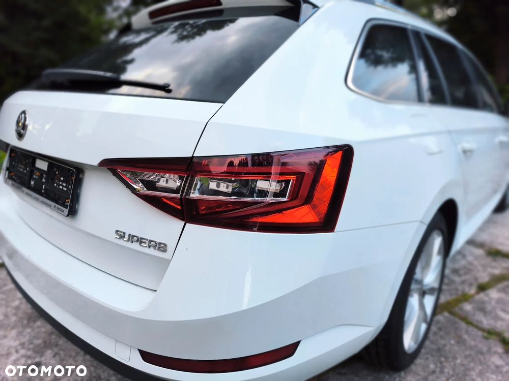 Skoda Superb 2.0 TDI L&K - 18