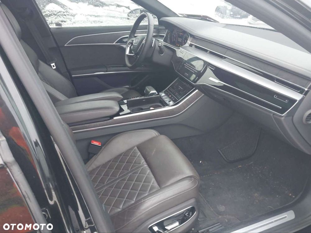 Audi A8 - 11