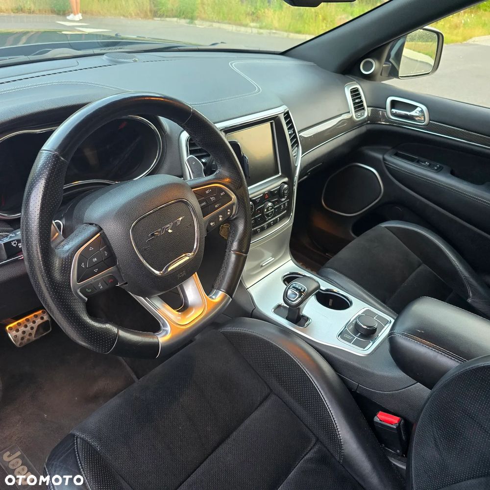 Jeep Grand Cherokee 6.4 V8 SRT8 - 11