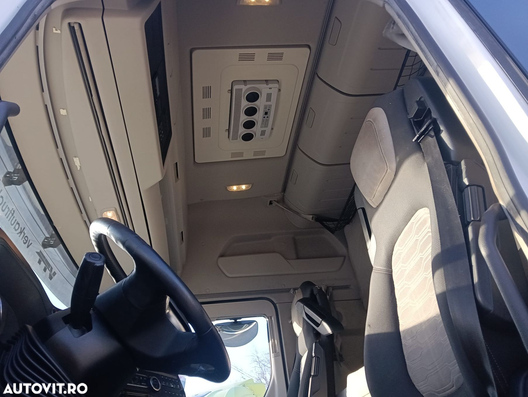 Ford F-MAX - 11