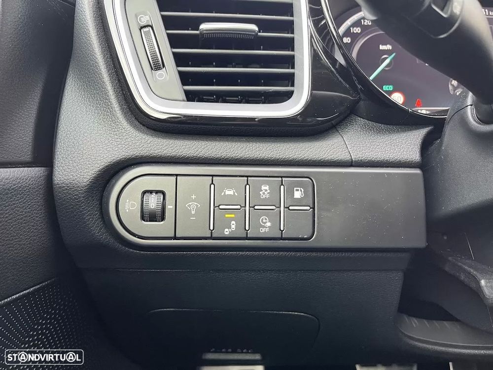 Kia XCeed 1.6 GDi PHEV Drive - 17