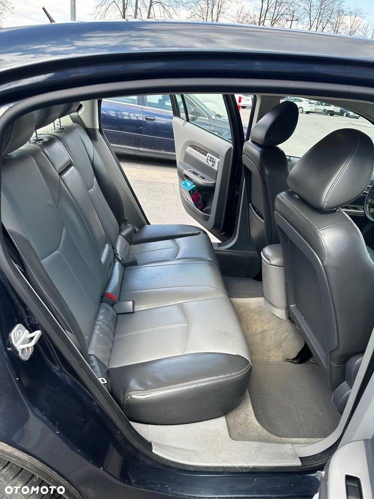 Chrysler Sebring 2.7 V6 Limited - 8