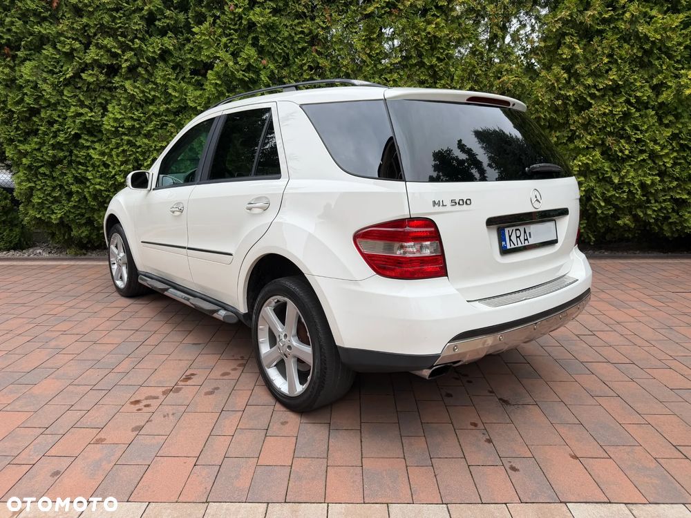 Mercedes-Benz ML 500 4-Matic - 6