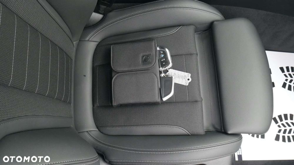 BMW Seria 3 - 25